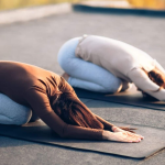 What To Consider While Choosing The Right Yoga Teacher
